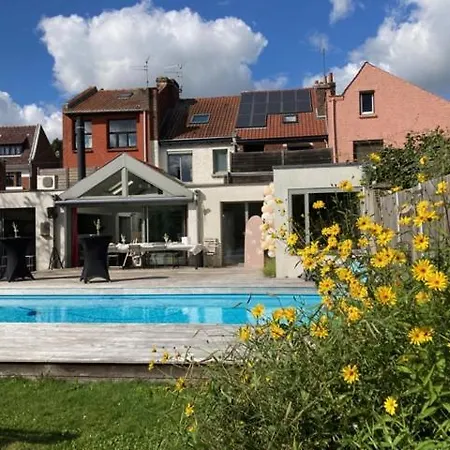 Aux3maisons ベッド・アンド・ブレックファスト *